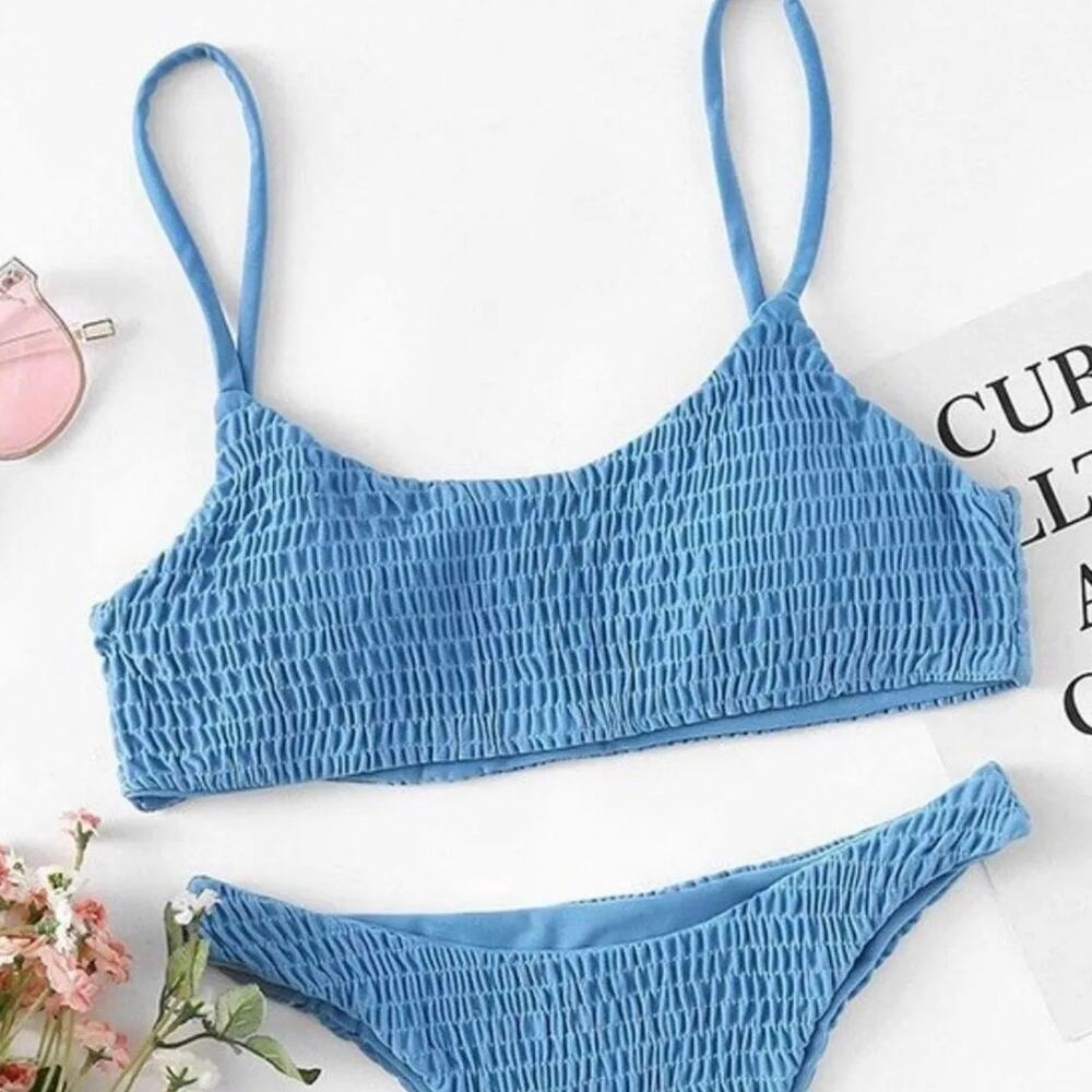 Women’s extra small smocked baby blue Micro bikini top​